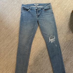 Levi’s 711 skinny jeans. Size 32